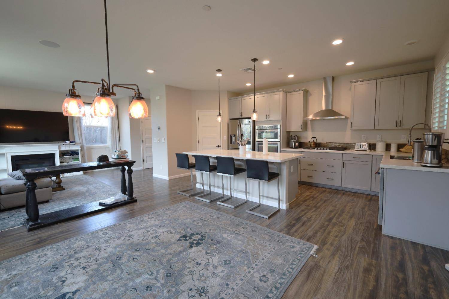 Rocklin, CA 95765,6161 Mehrten CIR