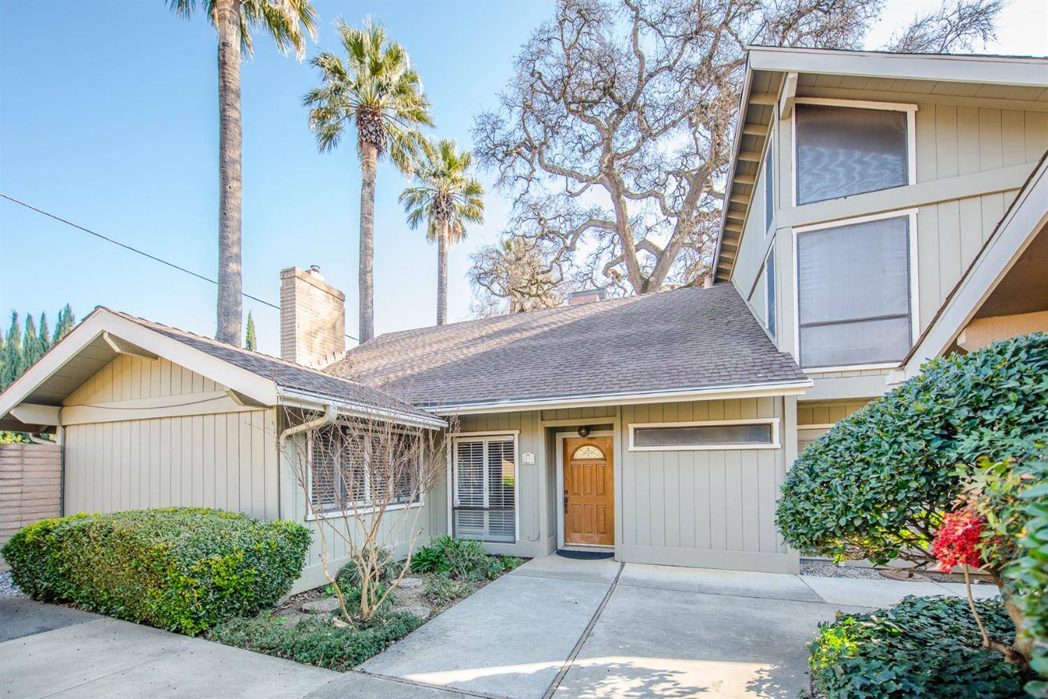 Woodland, CA 95695,608 College ST #11