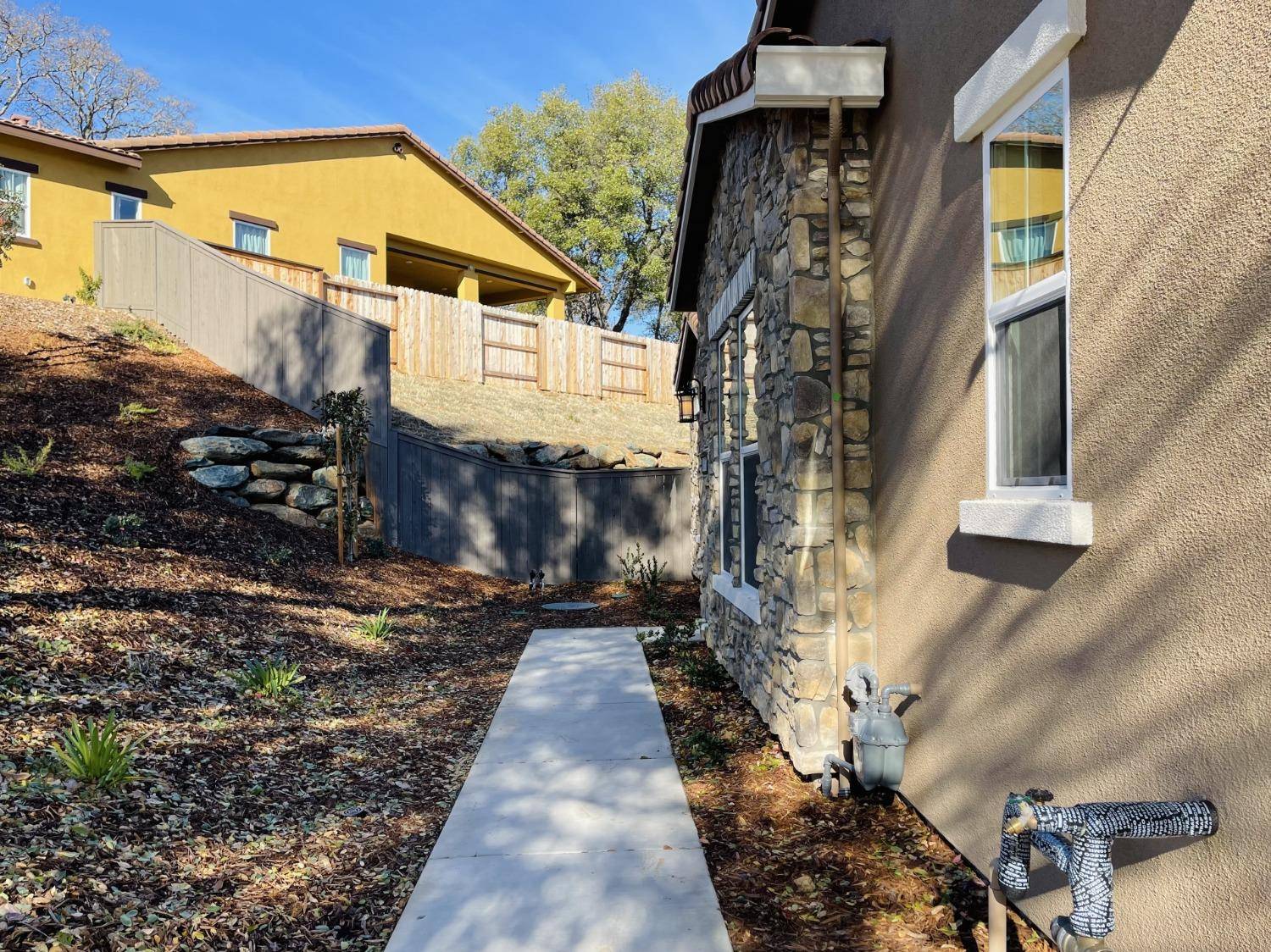 Plymouth, CA 95669,8733 Sommelier DR