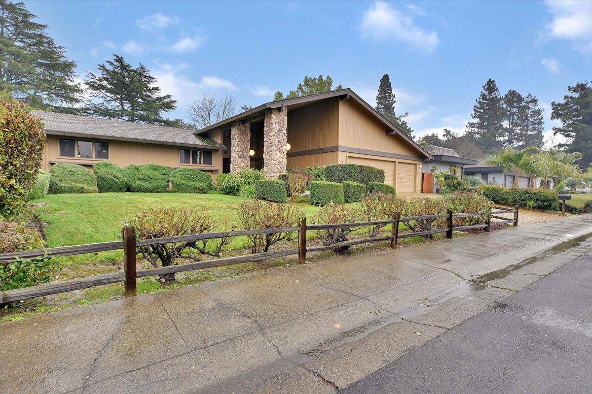 Sacramento, CA 95831,65 Northlite CIR