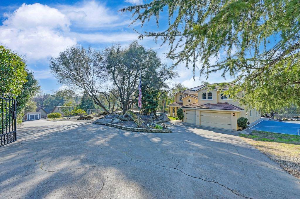 Loomis, CA 95650,3330 Rayall CT