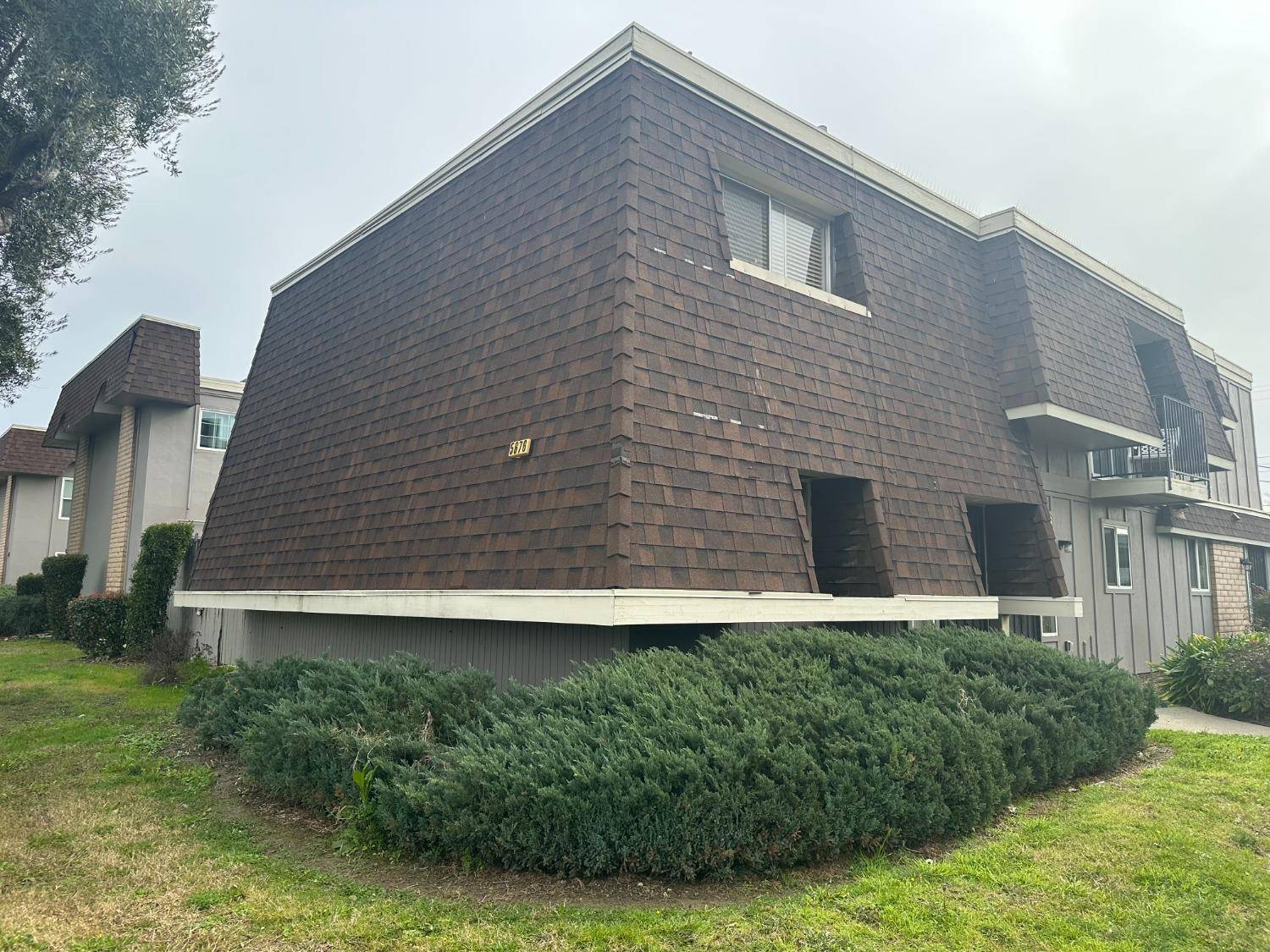 Sacramento, CA 95842,5676 Hillsdale BLVD