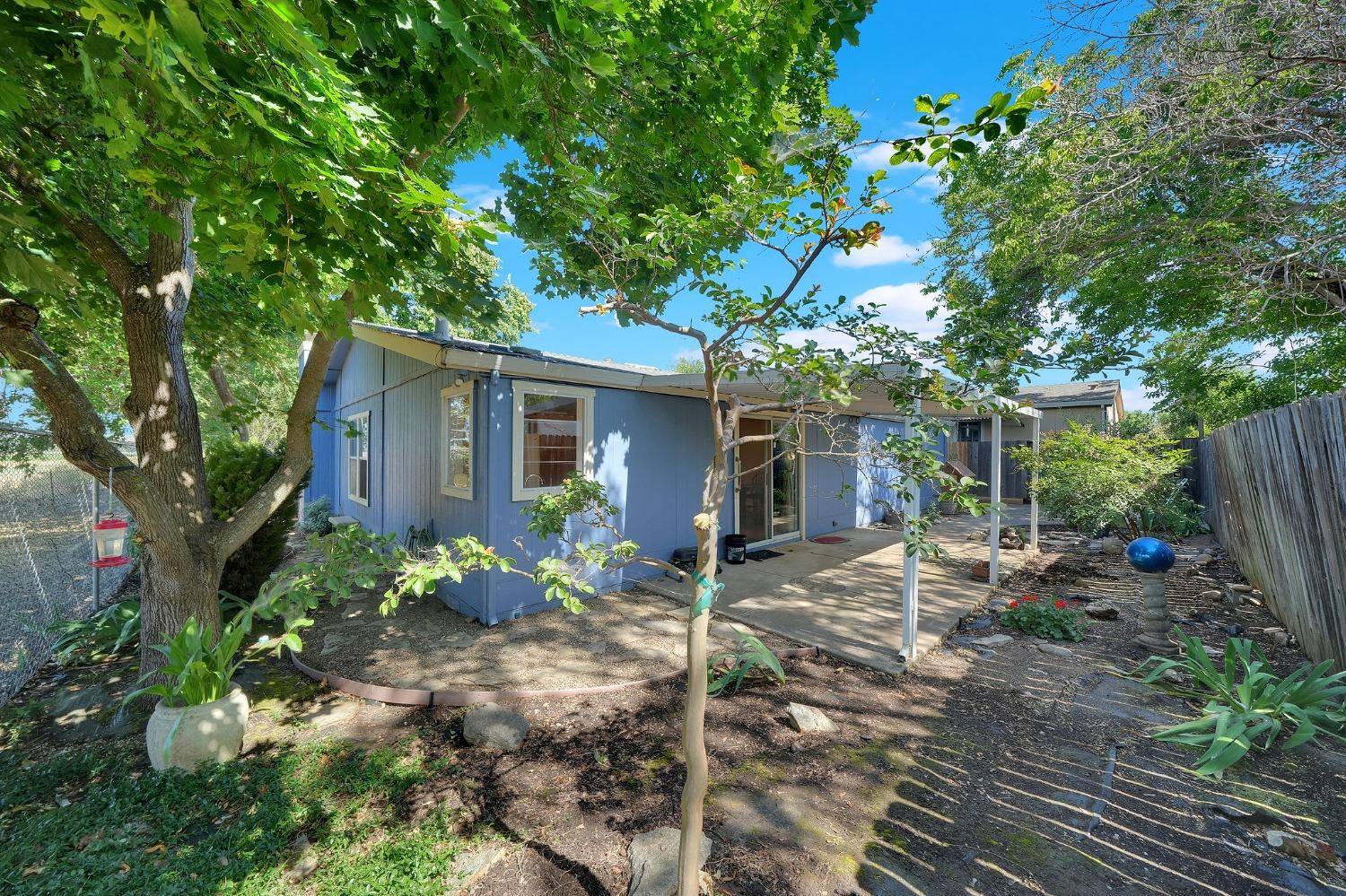 Ione, CA 95640,1400 W Marlette ST #1