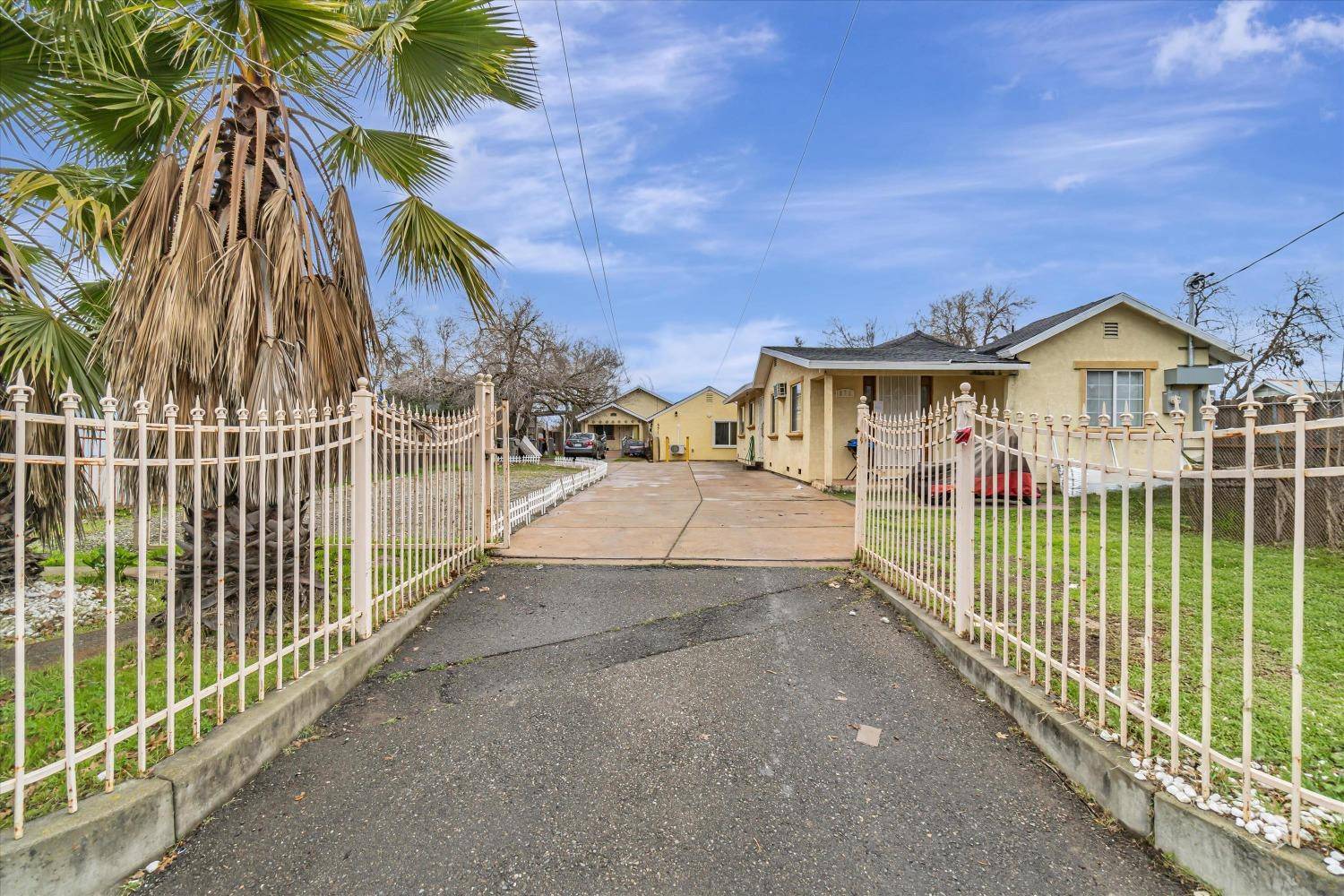 Sacramento, CA 95838,575 Ford RD