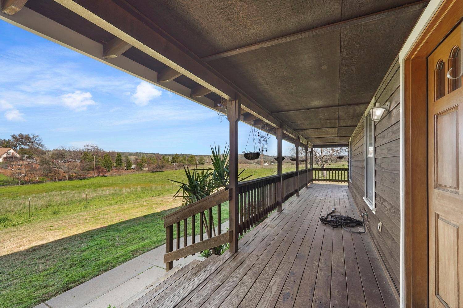 Jamestown, CA 95327,17013 Jacksonville RD