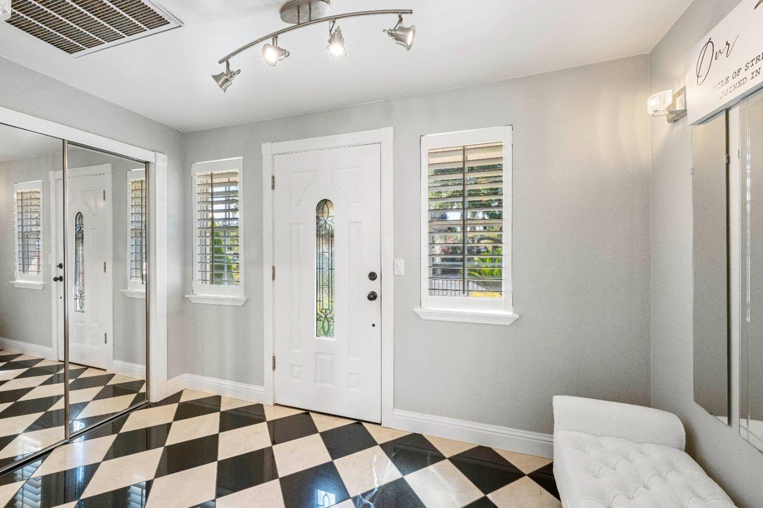 West Sacramento, CA 95605,529 Bryte AVE