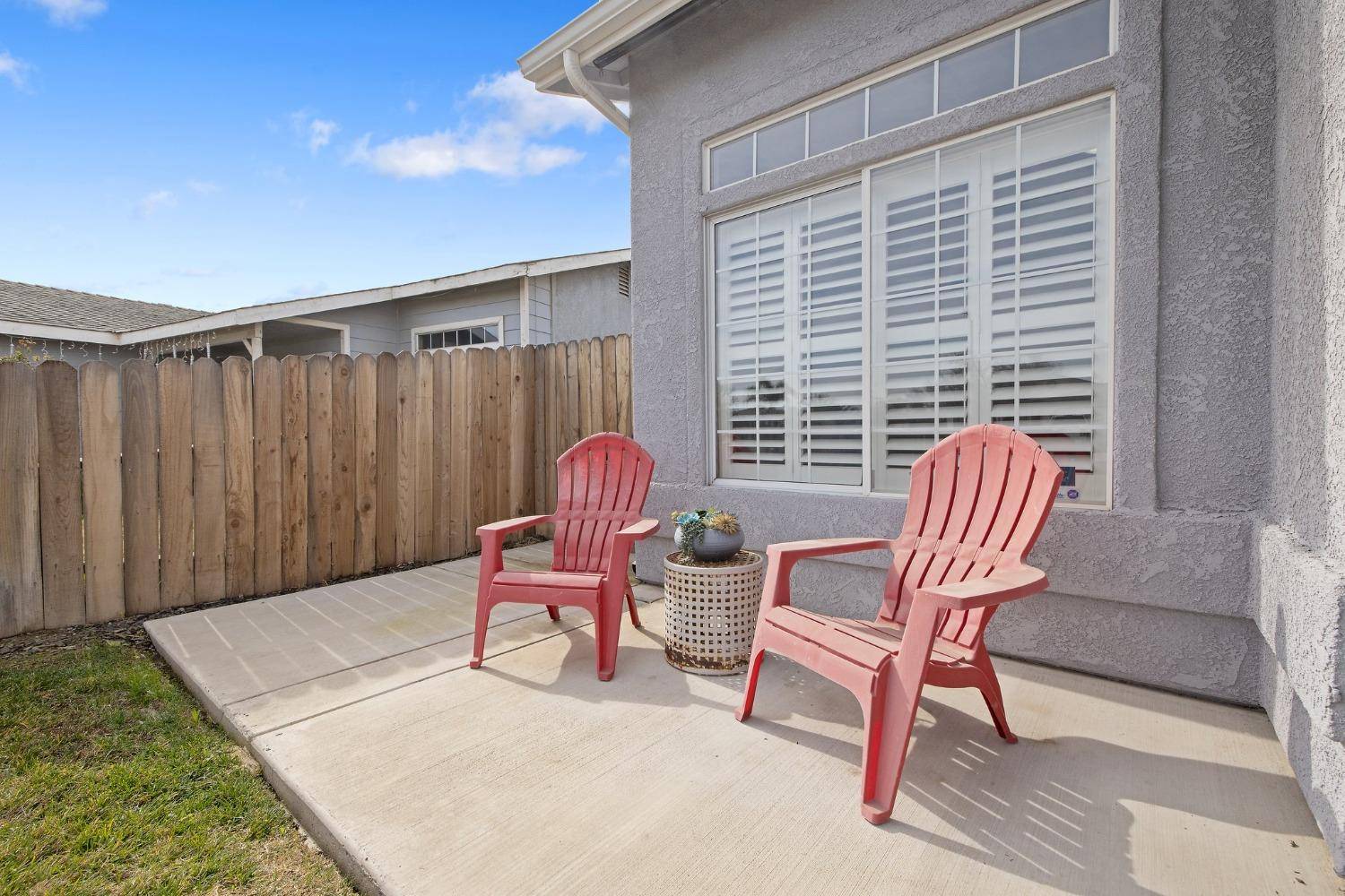 Hanford, CA 93230,1372 Galileo AVE