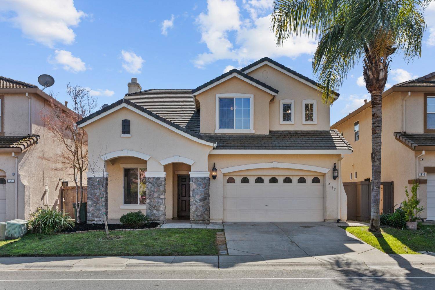 Sacramento, CA 95835,2132 Mabry DR