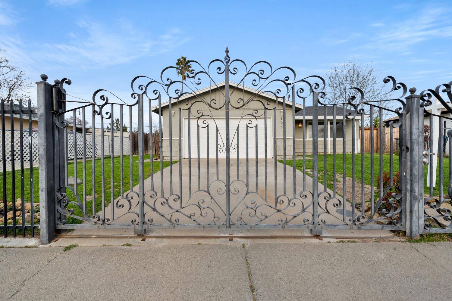 Sacramento, CA 95838,195 Sconce WAY