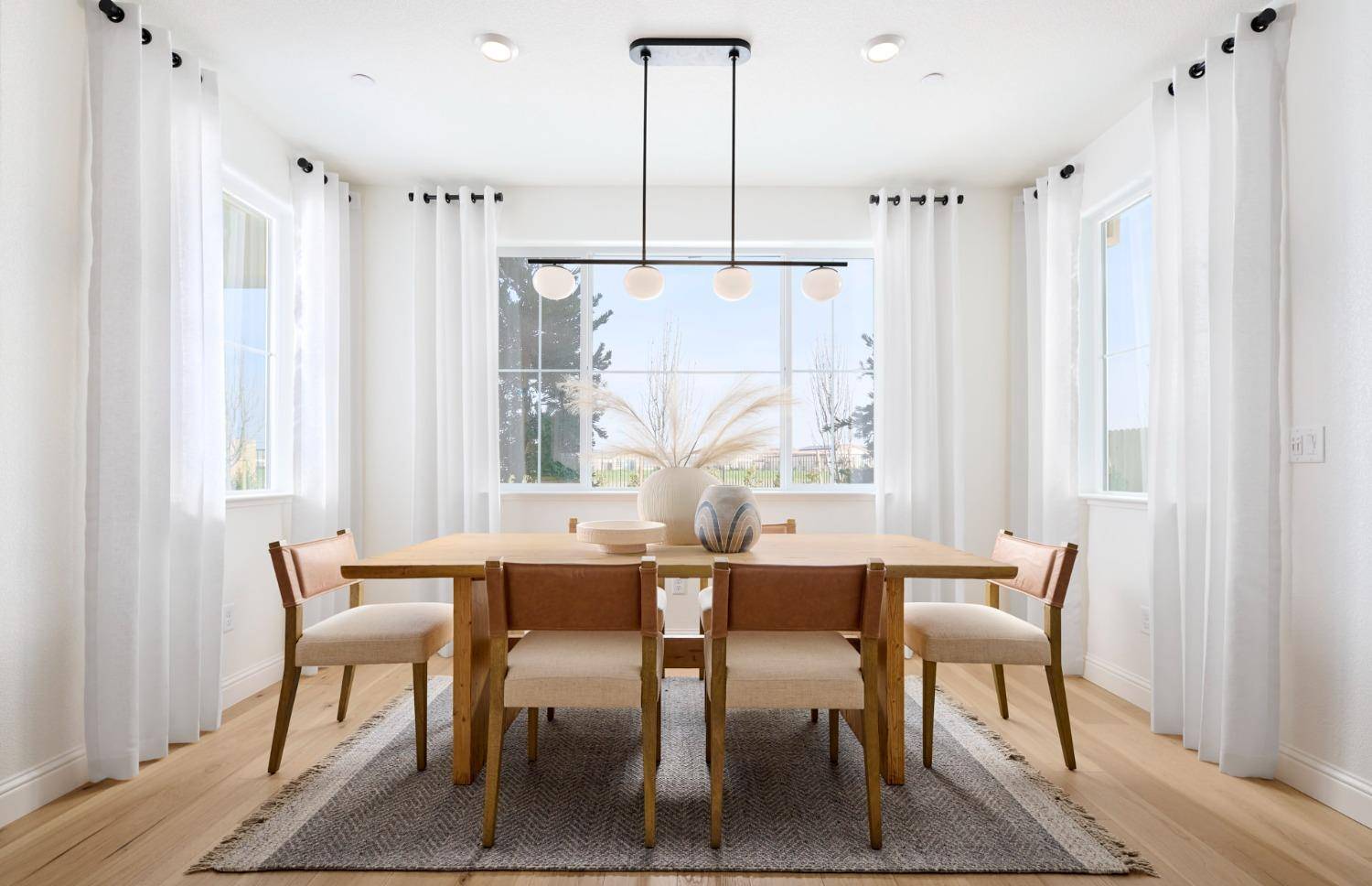 Roseville, CA 95747,2120 Moonbrook CIR