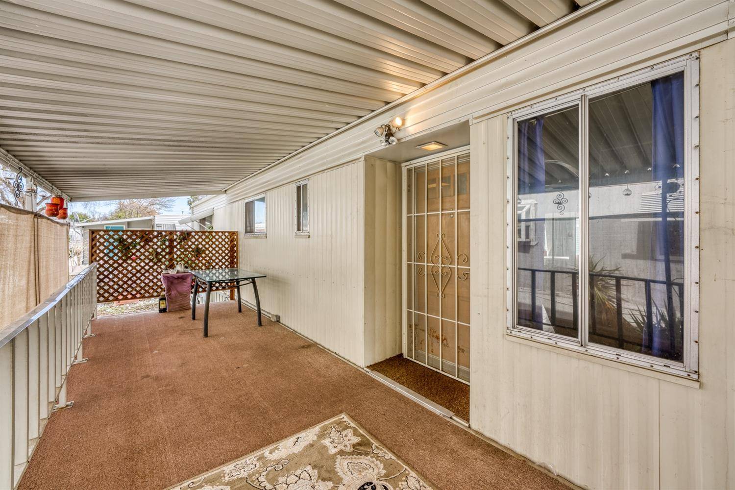 Sacramento, CA 95841,5202 Brook Park Lane