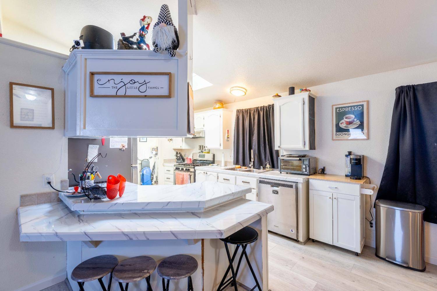 Sacramento, CA 95838,102 Village Green CIR