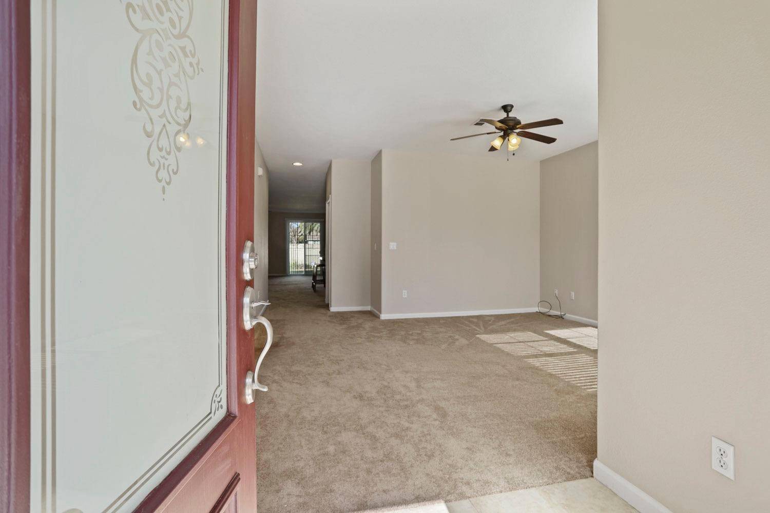 Patterson, CA 95363,1511 Oasis LN