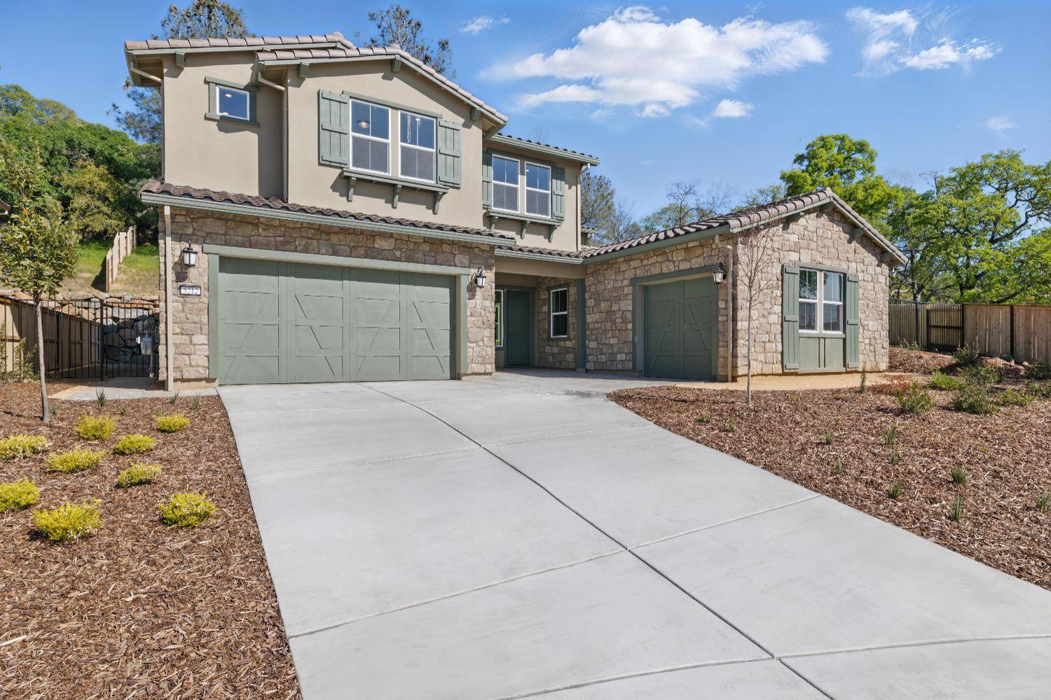 El Dorado Hills, CA 95762,5212 Wild Oak LN