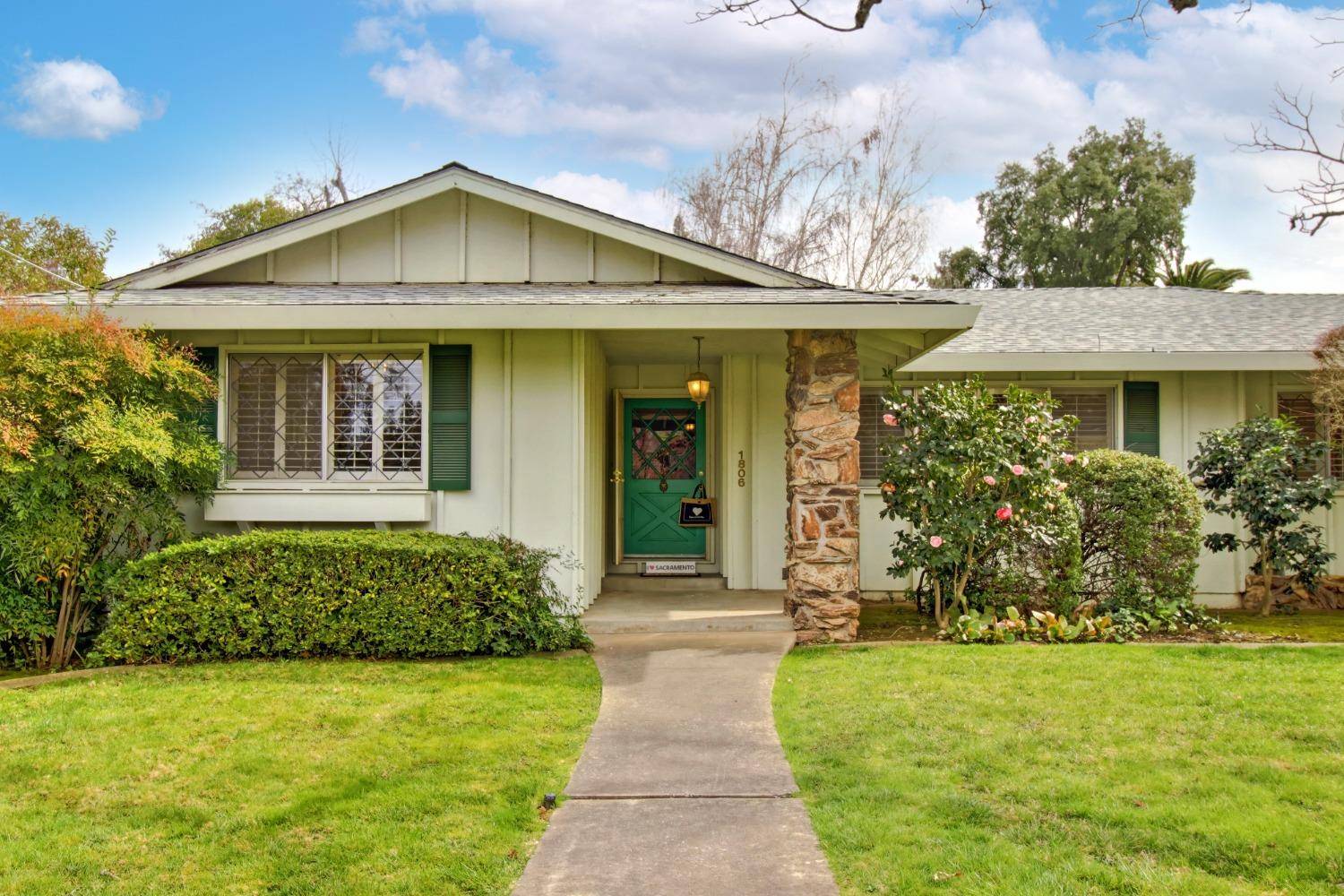 Carmichael, CA 95608,1806 Suffolk WAY