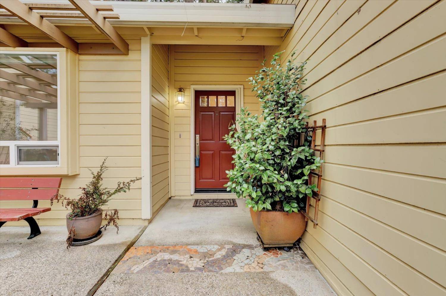 Nevada City, CA 95959,316 Bridge WAY
