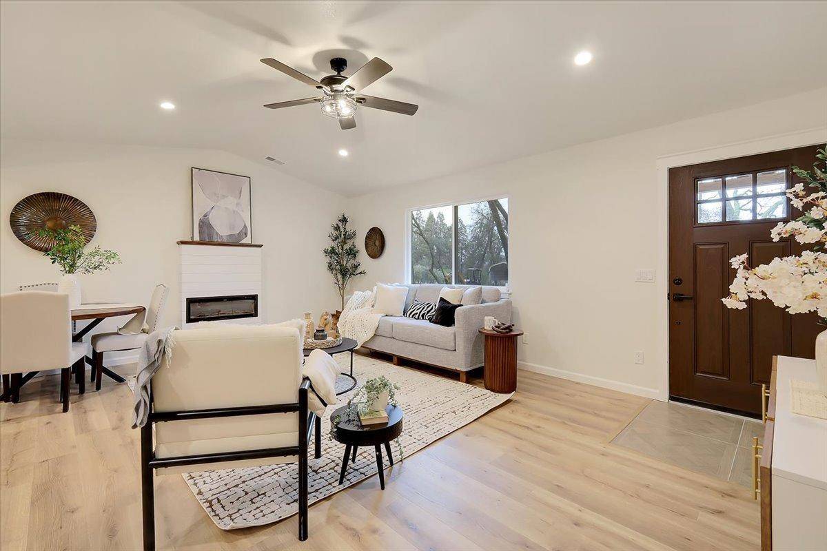 Penn Valley, CA 95946,11015 Layla Lane