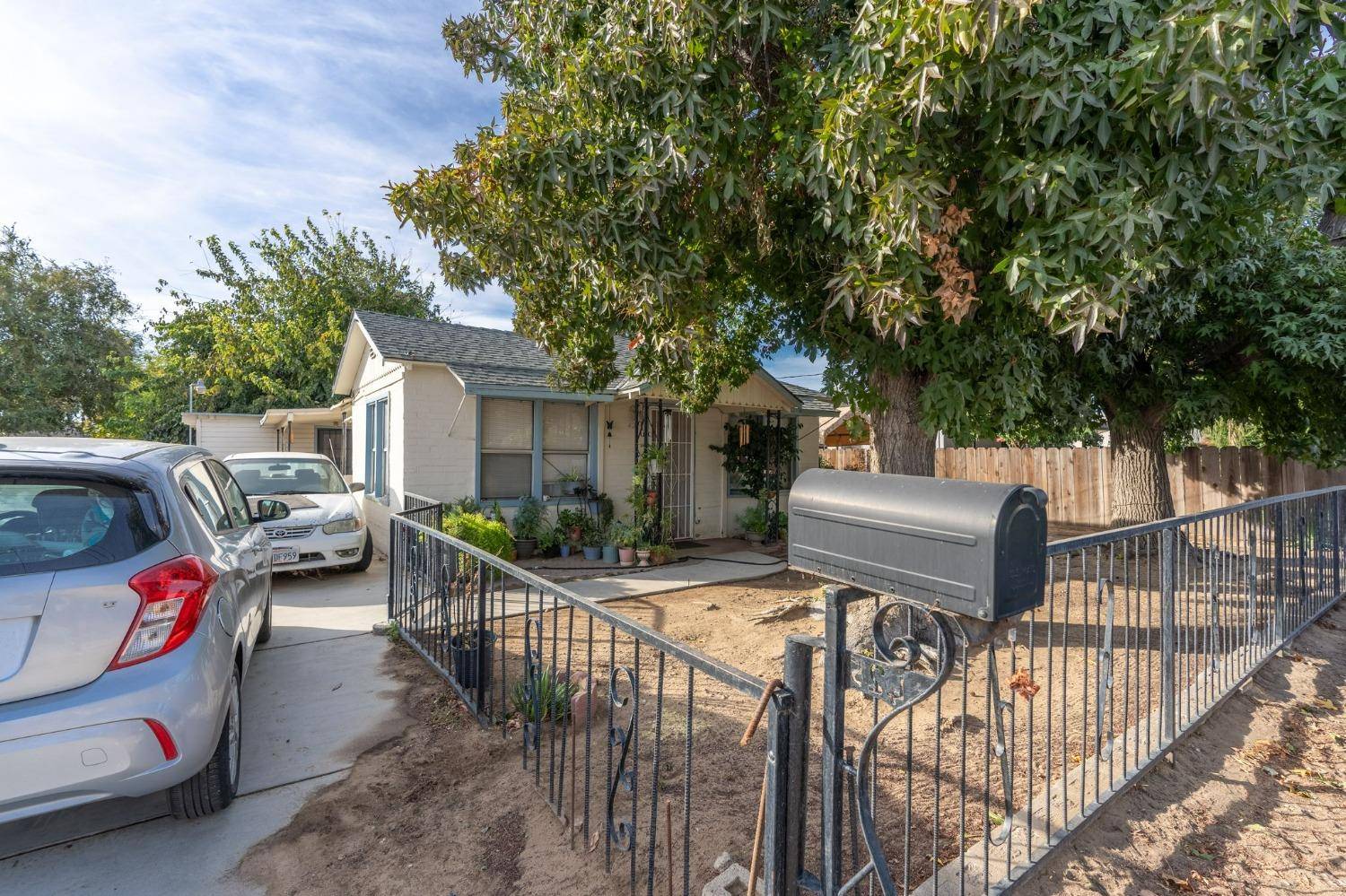 Modesto, CA 95351,425 Ryder WAY