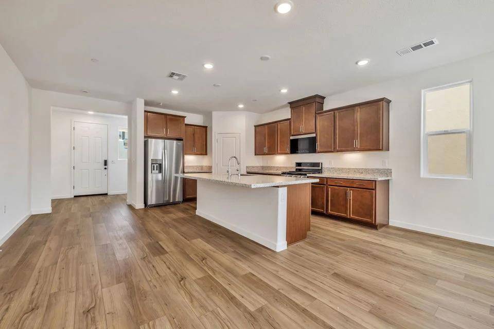 Lincoln, CA 95648,1767 Eiffel ST
