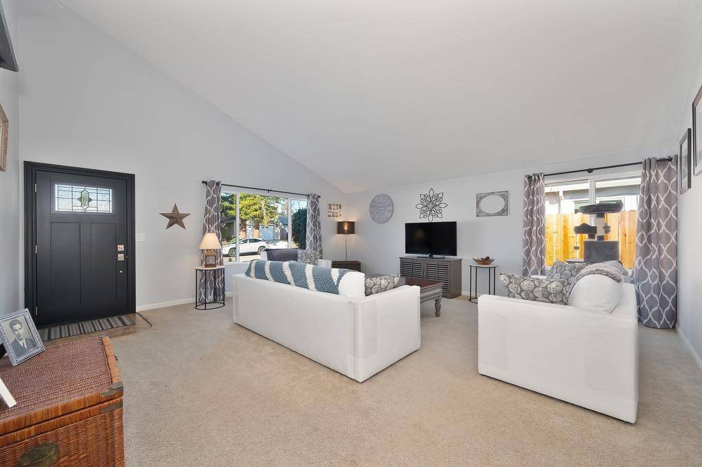 Citrus Heights, CA 95610,8062 Camstock CT