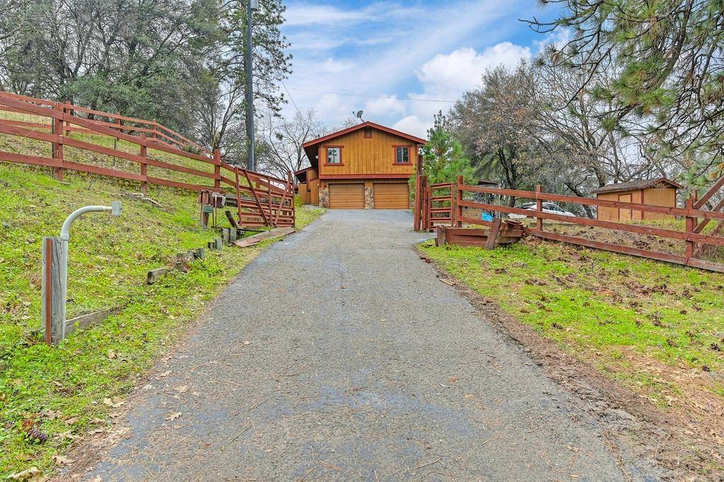 Somerset, CA 95684,6180 Grizzly Flat RD