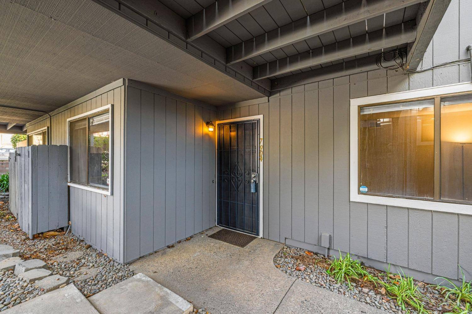 Citrus Heights, CA 95610,7904 Arcade Lake LN #17