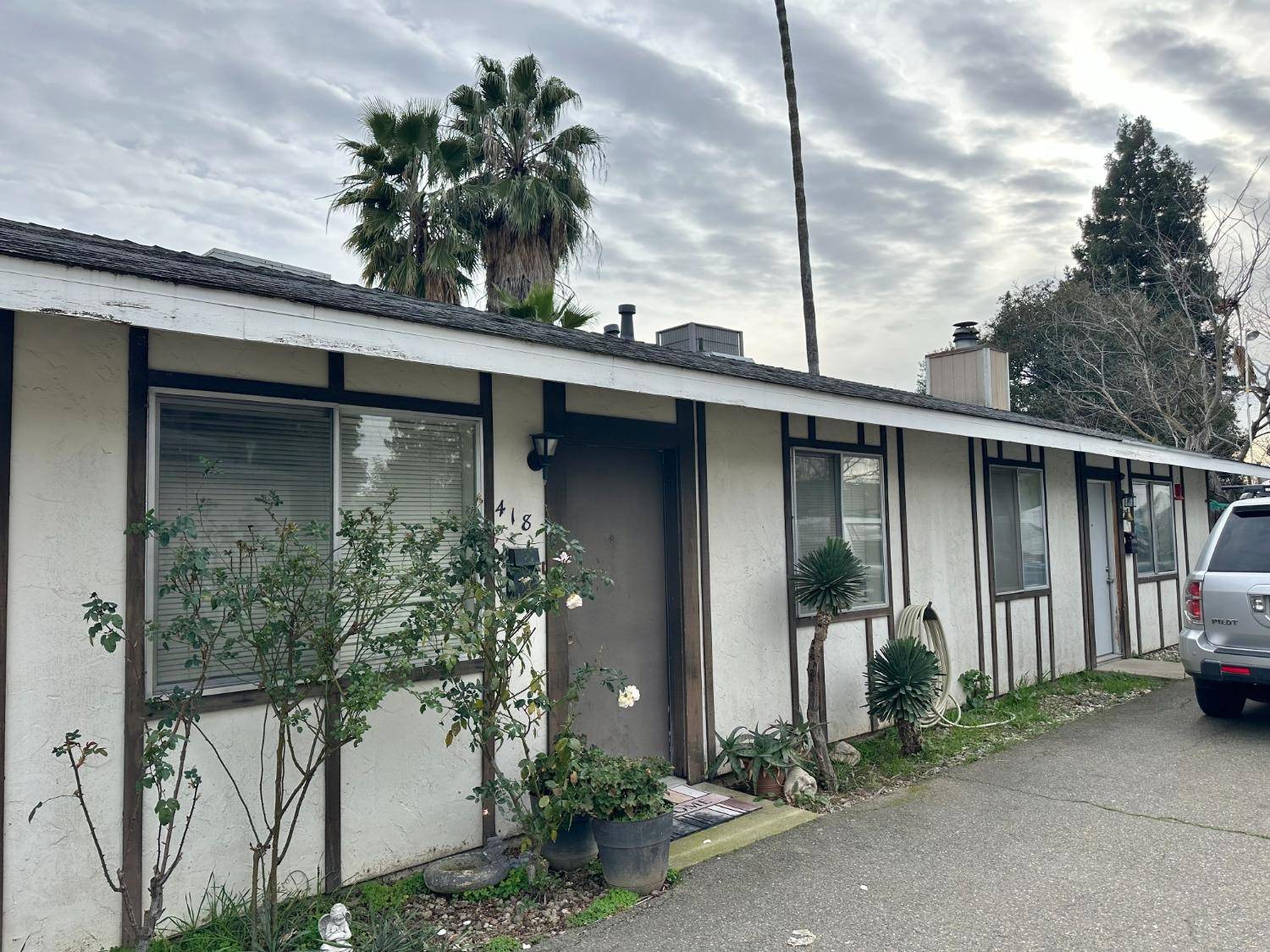 Yuba City, CA 95991,420 Pine WAY