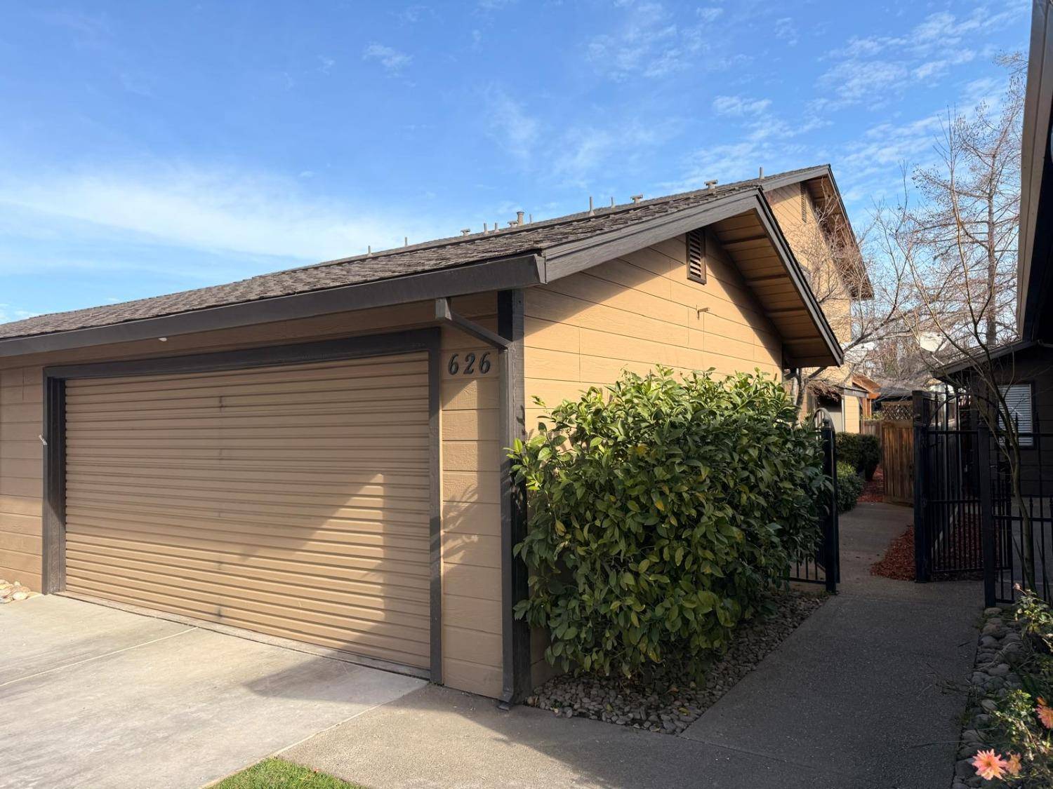 Turlock, CA 95382,626 Sunnybrook CIR