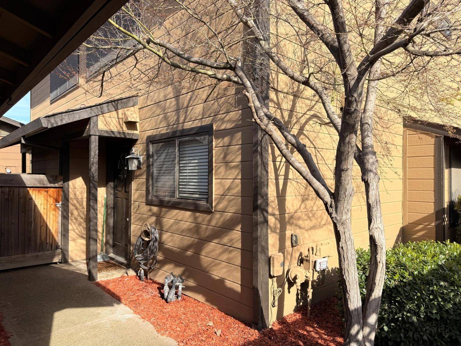 Turlock, CA 95382,626 Sunnybrook CIR