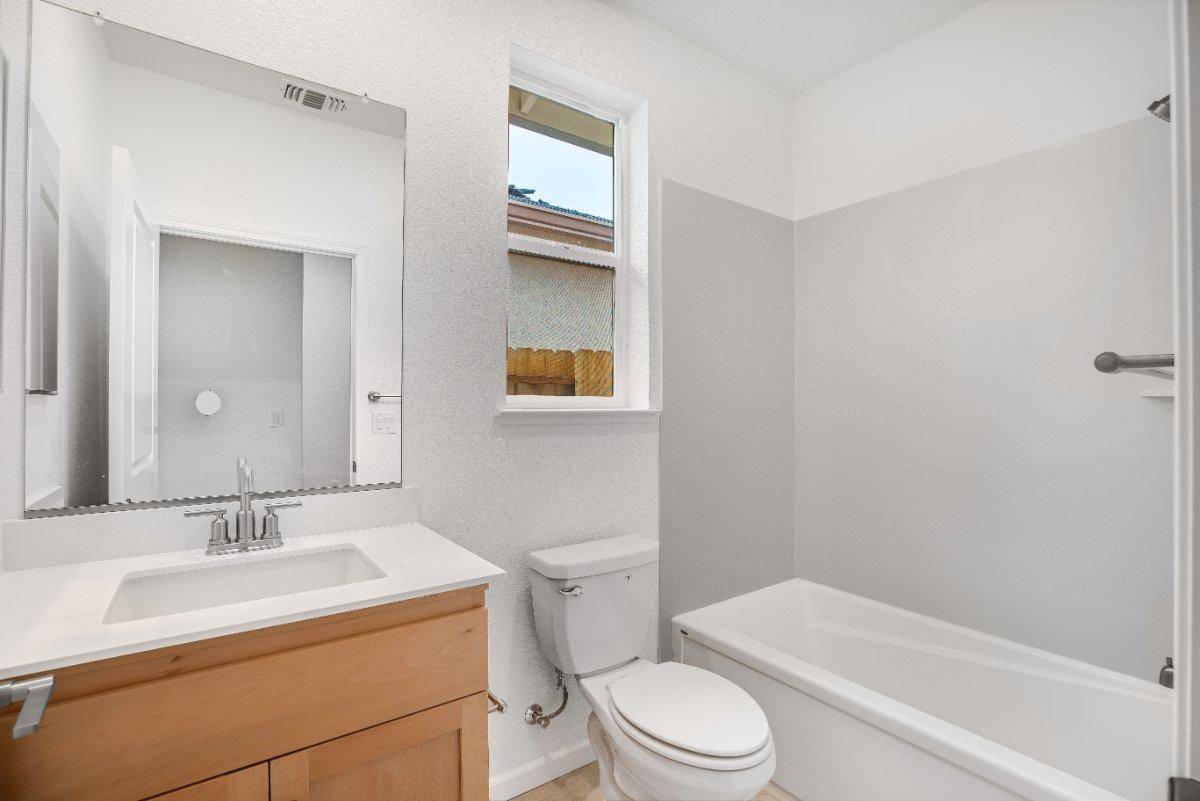 Lincoln, CA 95648,1515 Mount Rose LN