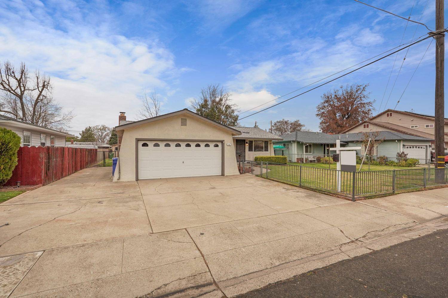 Galt, CA 95632,515 F ST
