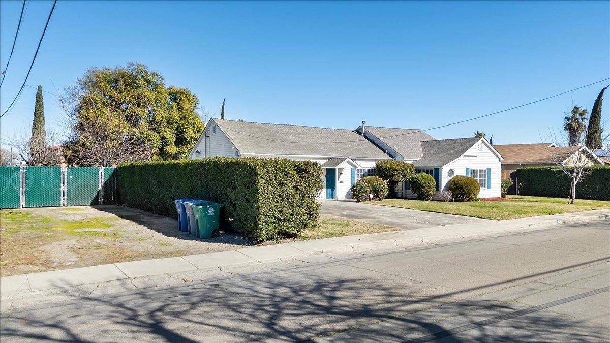 Los Banos, CA 93635,124 W K ST