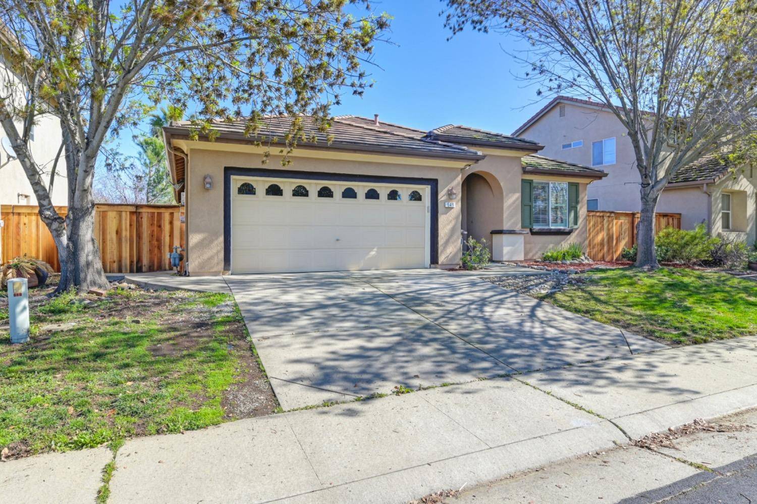 Lincoln, CA 95648,649 Dover LN