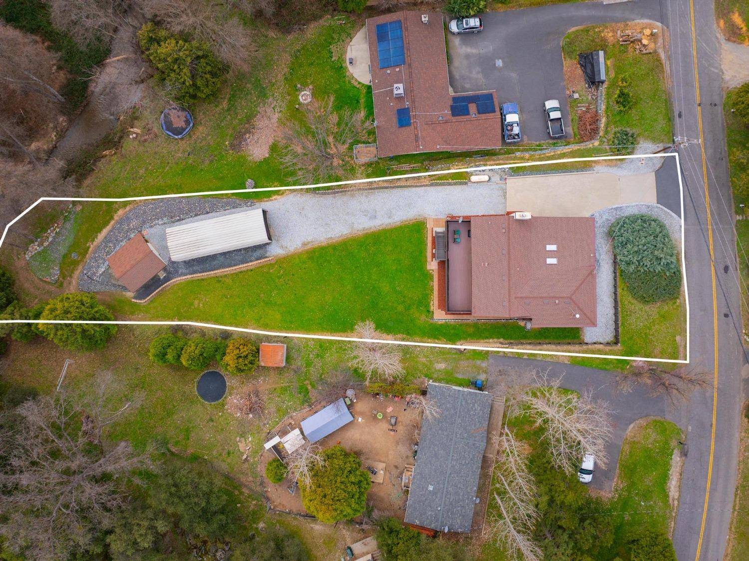Sonora, CA 95370,16537 Creekside DR