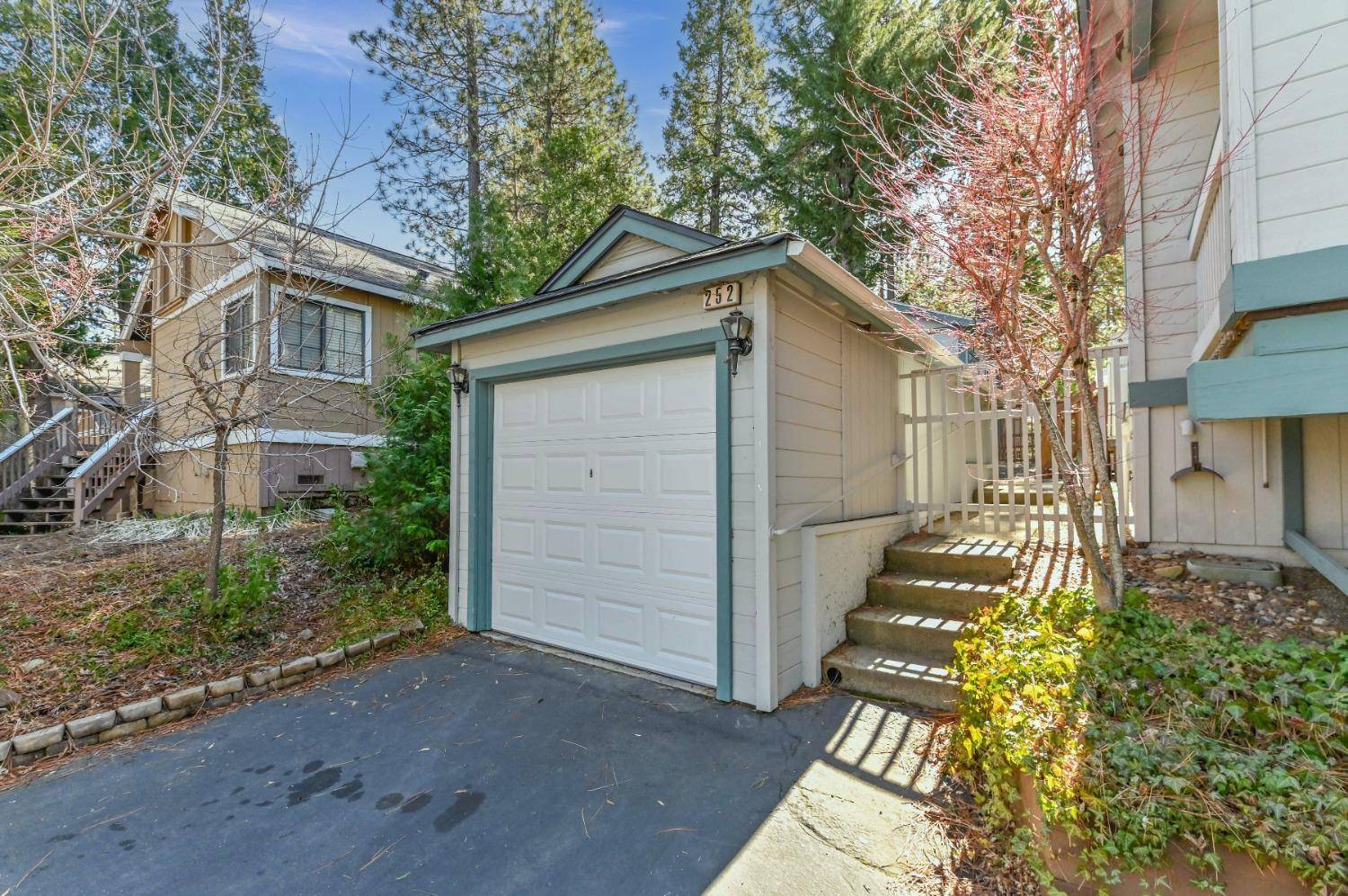 Arnold, CA 95223,252 Mill Creek Circle