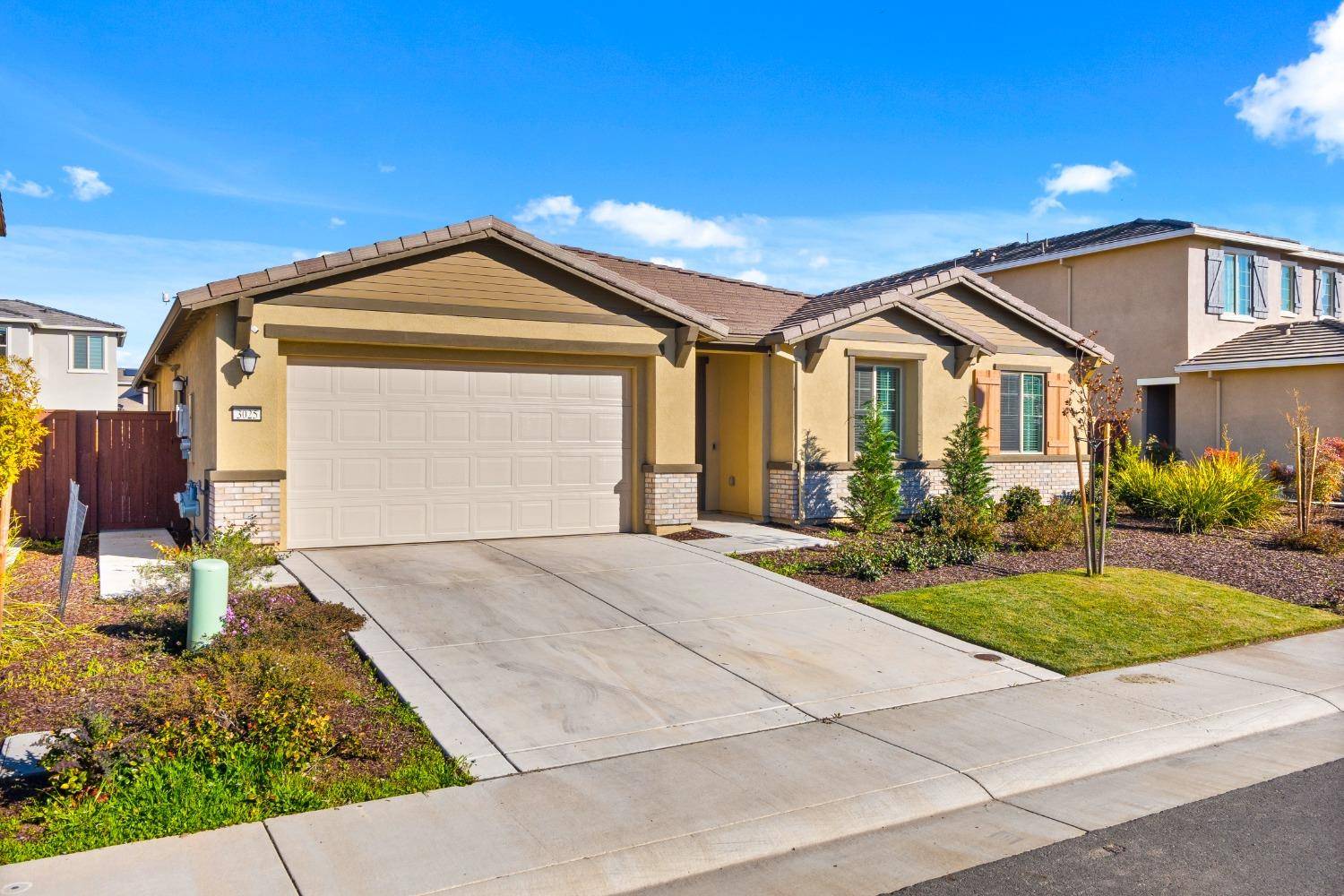 Roseville, CA 95747,3025 Garibaldi DR