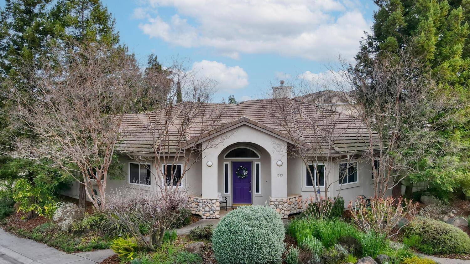 Davis, CA 95616,1513 Hampton DR