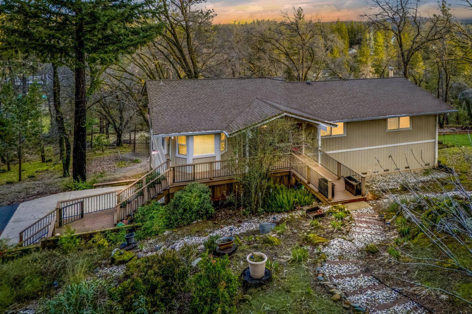 Grass Valley, CA 95949,18196 Alexandra WAY