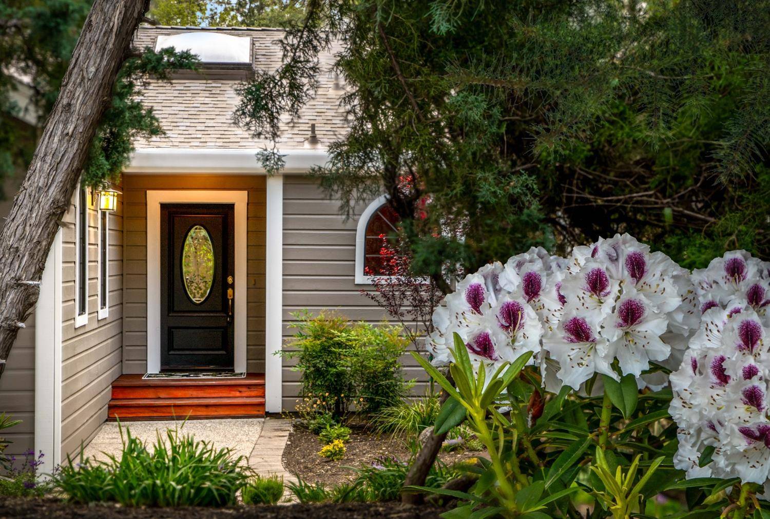 Penn Valley, CA 95946,19046 Lake Forest