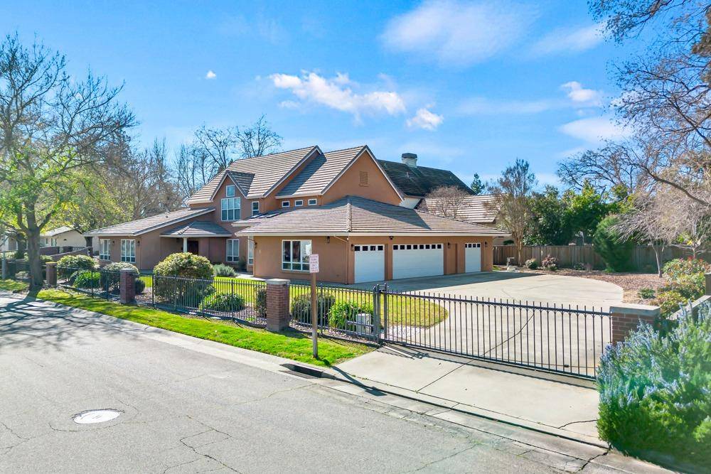 Sacramento, CA 95841,4717 Firebird LN