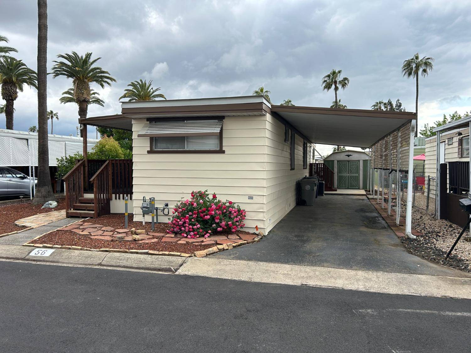 Sacramento, CA 95826,8181 Folsom Blvd #56