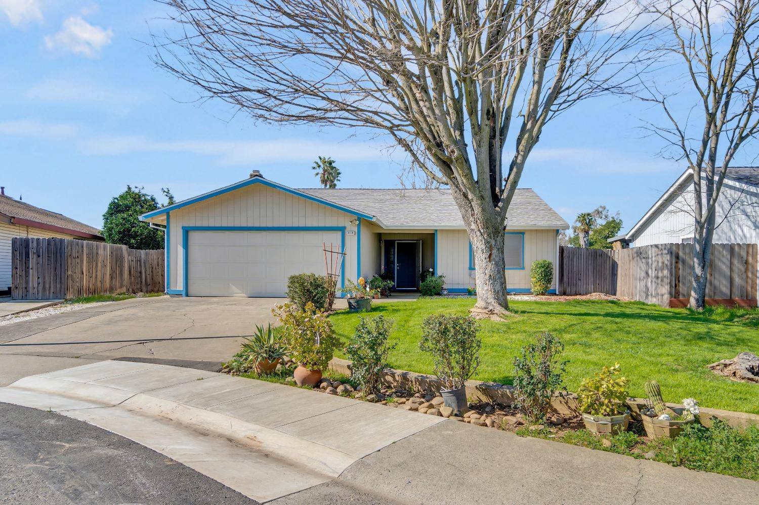 Sacramento, CA 95827,3118 Tenwoods CT