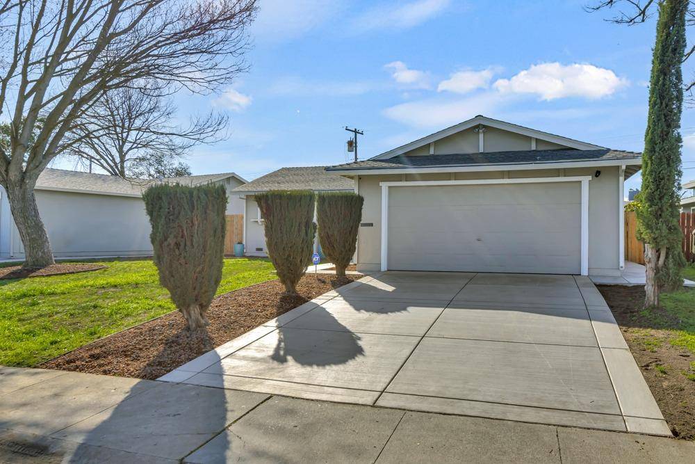 Sacramento, CA 95832,1524 71st AVE