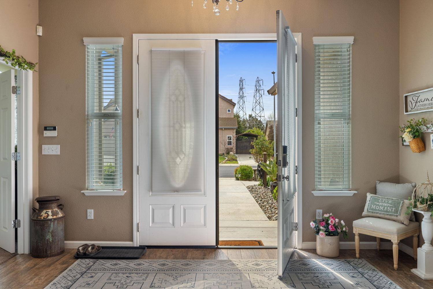 Manteca, CA 95336,1527 Deerpark DR