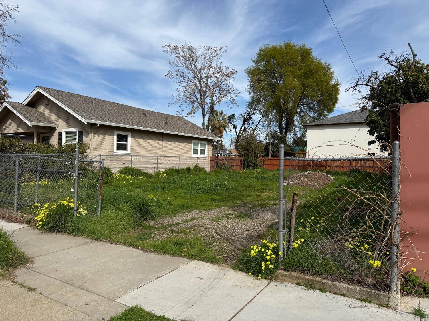Sacramento, CA 95818,3235 Franklin BLVD