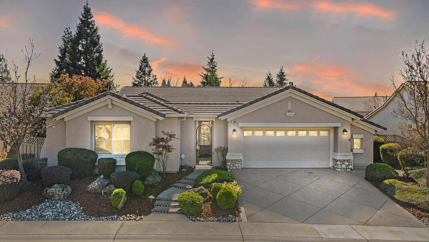 Lincoln, CA 95648,1866 Hawk Hill LN
