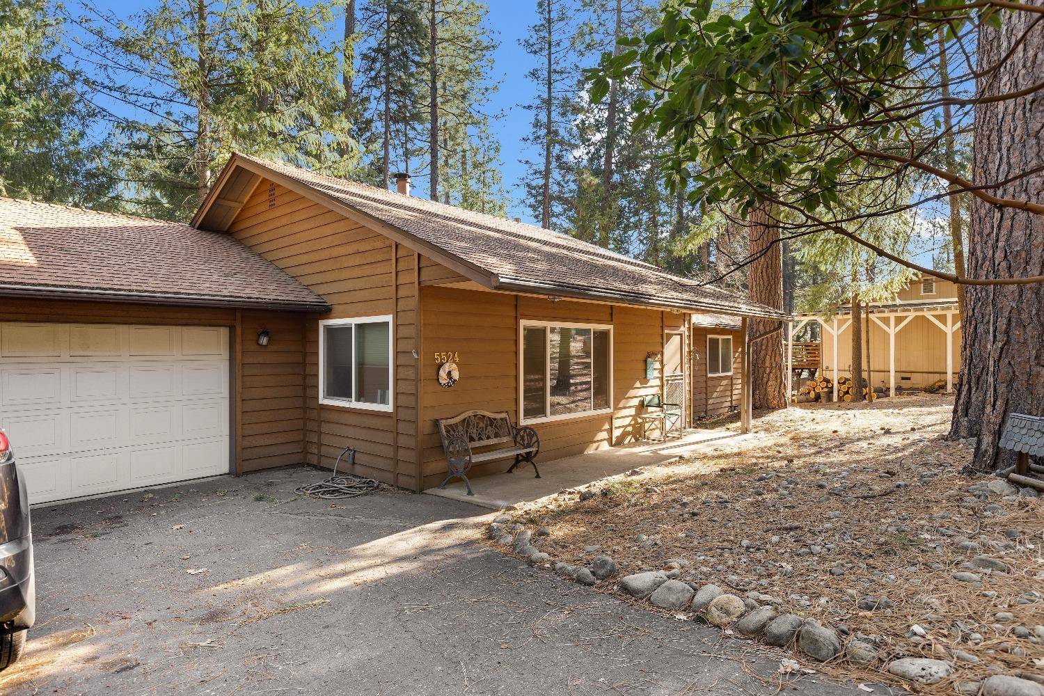 Pollock Pines, CA 95726,5524 Daisy DR