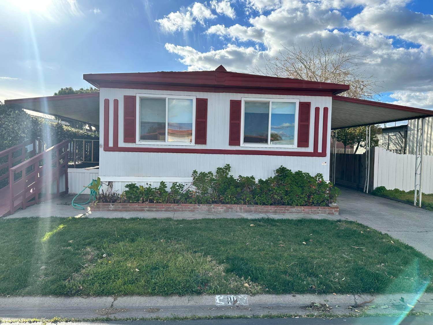 Lathrop, CA 95330,15820 S Harlan RD #111