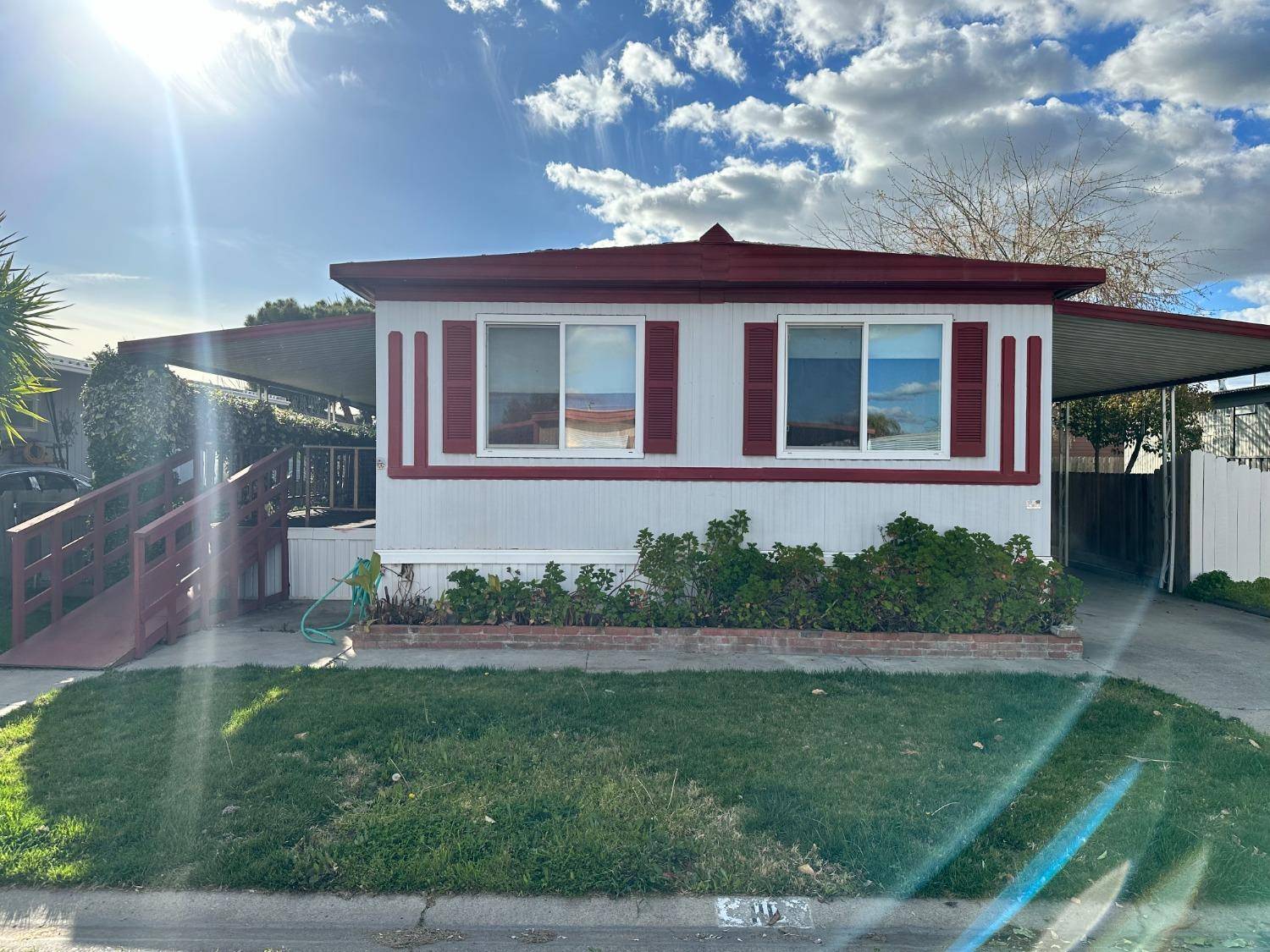 Lathrop, CA 95330,15820 S Harlan RD #111
