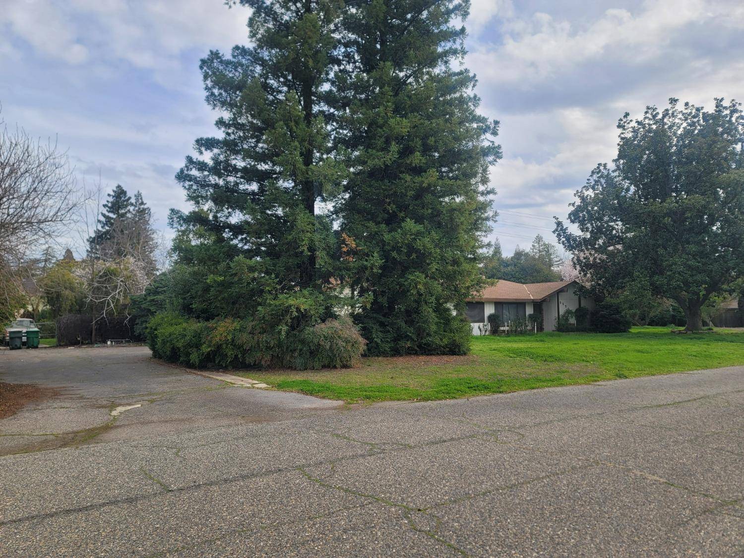 Atwater, CA 95301,5550 Celestial DR